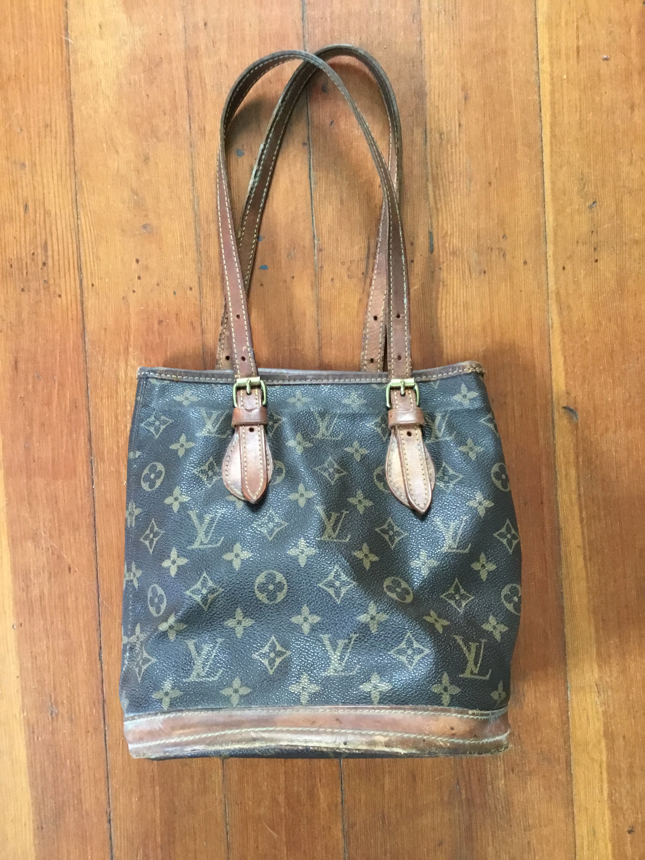 Buy Vuitton Bucket Bag Online In India -  India