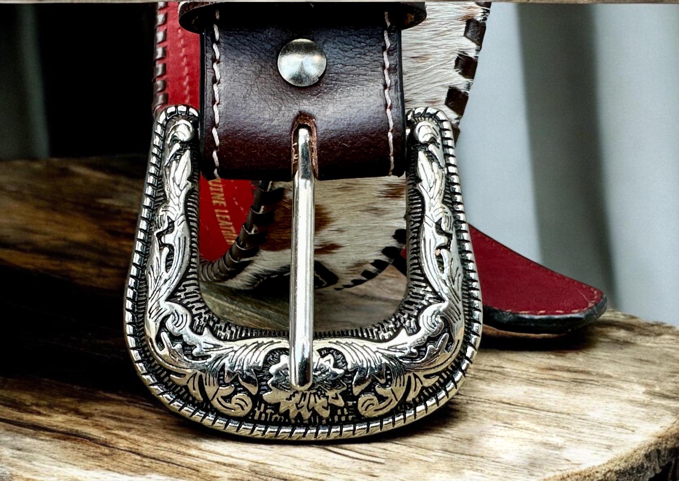 VINTAGE WESTERN brown leather belt with white stitch detailing - silver buckle Chocolate Brown Leather Western Belt: Handmade Tapered  main image 4