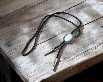 Western Bolo Tie for Men and Women Black Leather Cord Woven Western Father's Day Gift Cowboy Necktie Accessory for Wedding Rodeo Necklace