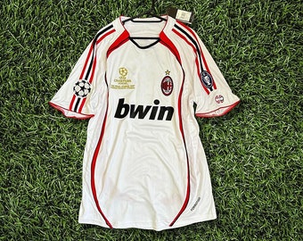 AC Milan Retro UCL Endspiel-Trikot, Milan Meister-League-Finale Fußballtrikot, Vintage AC Milan Fußball-Trikot, Kaka 22 / Maldini 3