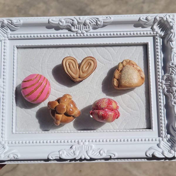 Pan dulce magnets