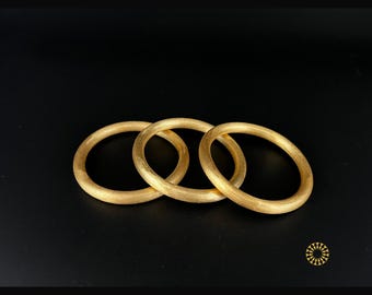These pieces evoke a sense of quiet luxury. The quality and the unique texture make them versatile for both daily wear and formal occasions.