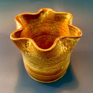 Scalloped Vase in Rust