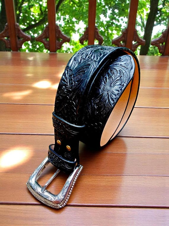 Boho western Tooled Leather belt Vintage Tooled Leather Western Cowboy Belt 70s 80s Boho  main image 3