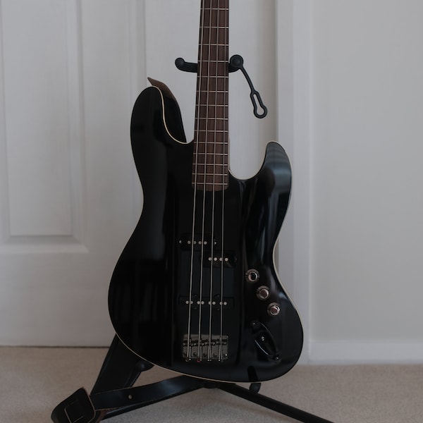 Fender Aerodyne PJ Bass Finger Ramp