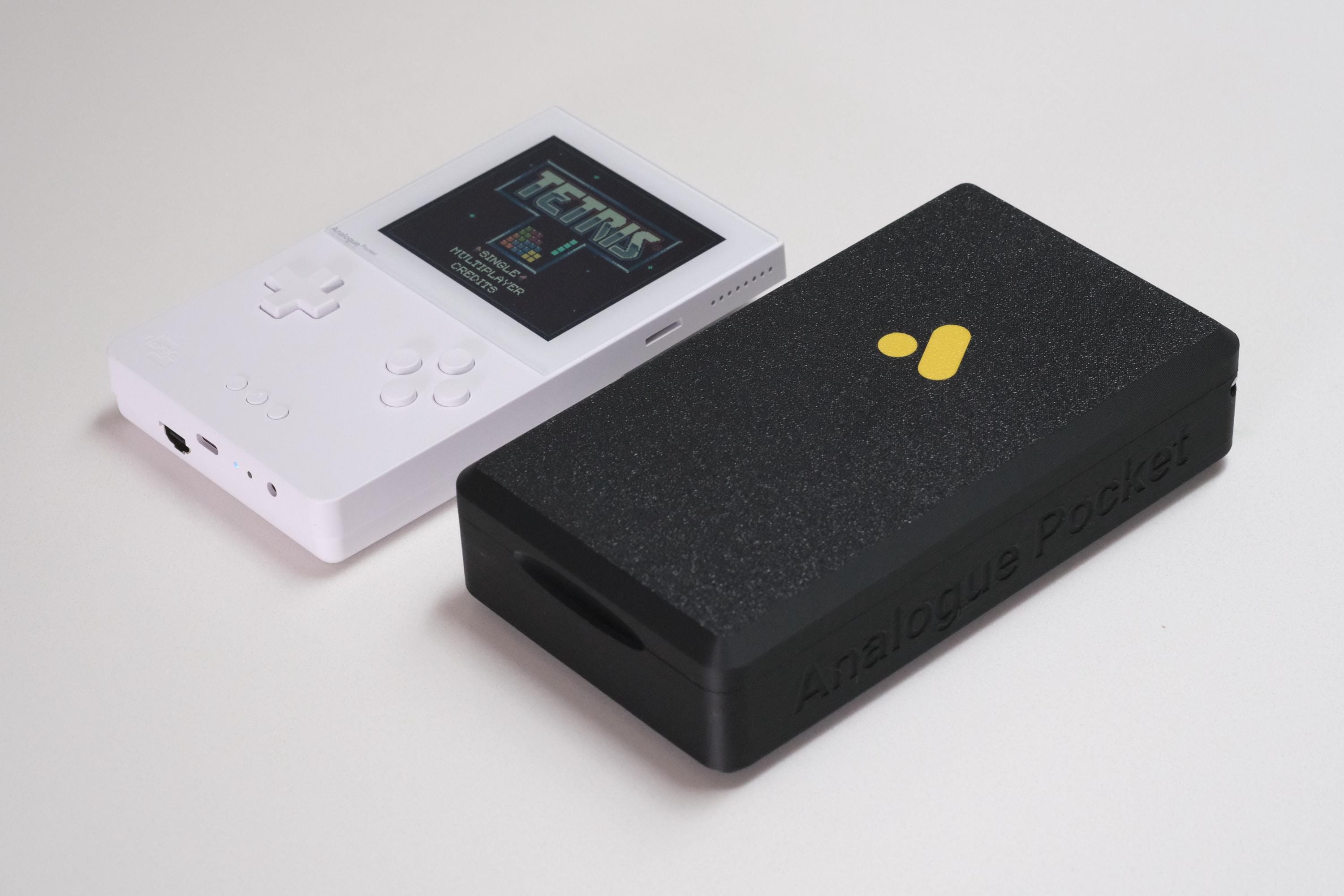 Analogue pocket case - Etsy 日本