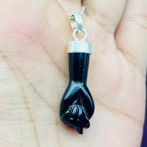 Colgante Figa de ónix negro en plata de ley 925, colgante con símbolo de mano Figa, colgante Figa con piedras preciosas, colgante Figa de plata con piedras preciosas