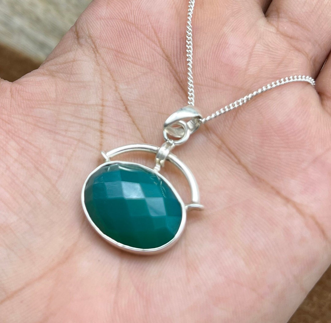 925シルバーグリーンオニキスペンダントネックレス、オーバルカット