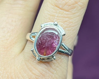 Natural Pink Tourmaline Ring, Pink Tourmaline Gemstone Ring For Women, Pink Tourmaline Ring, Boho Pink Tourmaline Silver Jewelry For Her