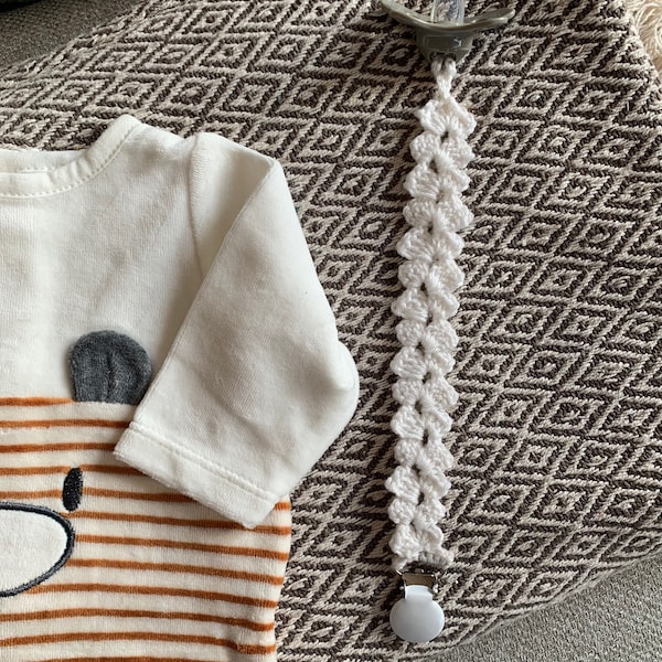 Attache-tétine fait main en laine couleur sur mesure personnalisable, Porte-sucette avec clip, attache-tutute, cadeau de naissance