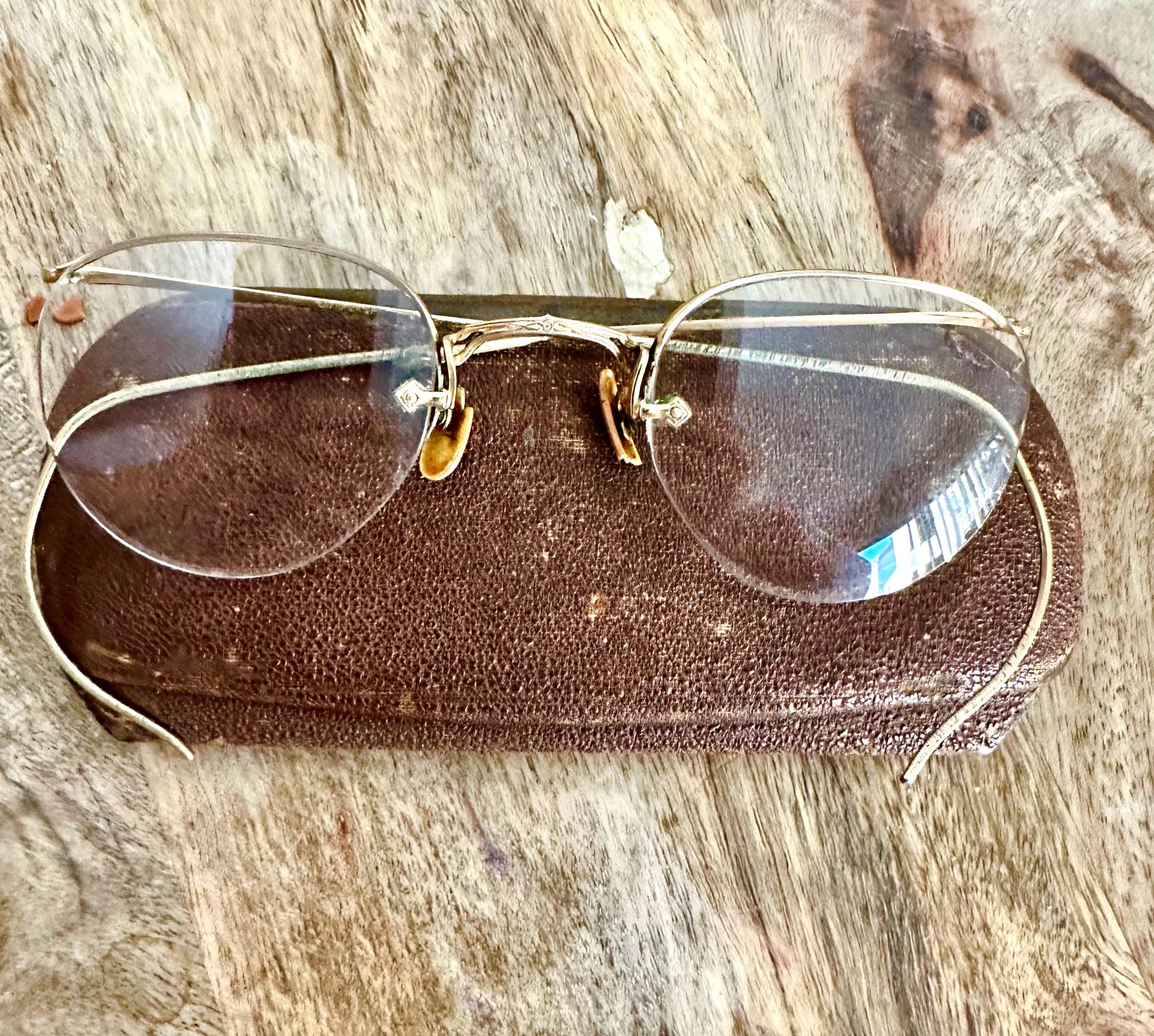 American optical case - Etsy 日本