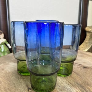 Återvunnet glas, set med 4 blågröna dricksglas, Anthropologie bild 2