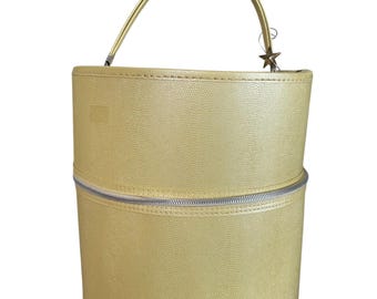 Vintage Mid-Century Butter Yellow Wig / Hat Box Round Travel Case w/ Handle