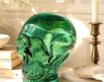 Grön glasskalle 30 cm stor smaragdgrå dekorativ skulptur i uttalande stil för heminredning