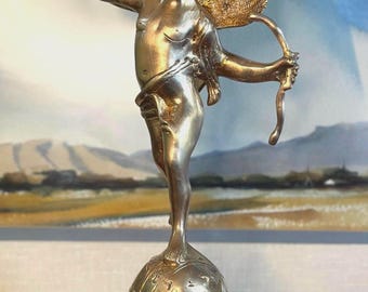 Standbeeld van gevleugelde cherubijn: beeldje verguld metalen putti in Moreau-stijl 16"