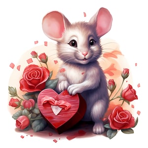 Pode incluir: Um rato branco bonito segurando uma caixa vermelha em forma de coração com uma fita rosa. O rato está rodeado de rosas vermelhas e folhas verdes.