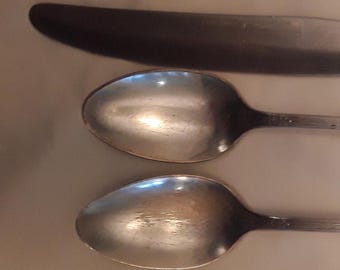 Antique Flatware Silver Plated 2 Ice Tea Spoons and 1 Knife Silverware Pattern Triumph C 1941 by International