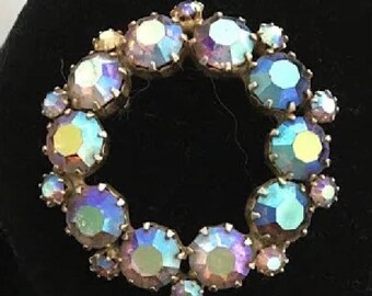 Vintage Aurora Borealis Round Rhinestone Gold Tone Brooch Pin Unsigned Estate AB