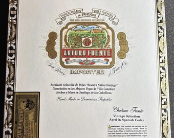 Caja de puros Arturo Fuente grande vacía para 20 puros, importada de República Dominicana (vacía-usada). Aprox. 23,4 cm x 18,3 cm x 5 cm.