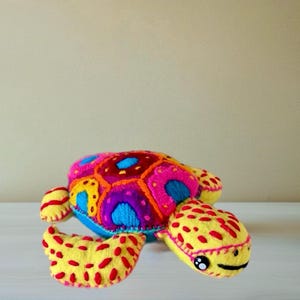Handmade Turtle Plush – Collection | Colorful Embroidered Turtle | 21cm | Mexican Artisan Gift