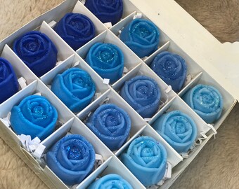 Wax melt flowers, selection box of 16 roses, choose 4 fragrances, Valentines day birthdays mothers day anniversaries, personalised gift box.