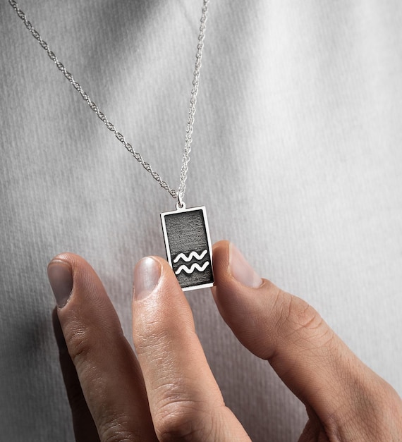 Collier zodiaque Verseau en argent pendentif astrologie