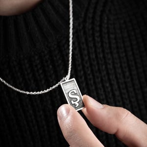 Collar con Letra Ş en Plata de Ley 925 para Hombre, Diseño Especial y Cadena de 60 cm
