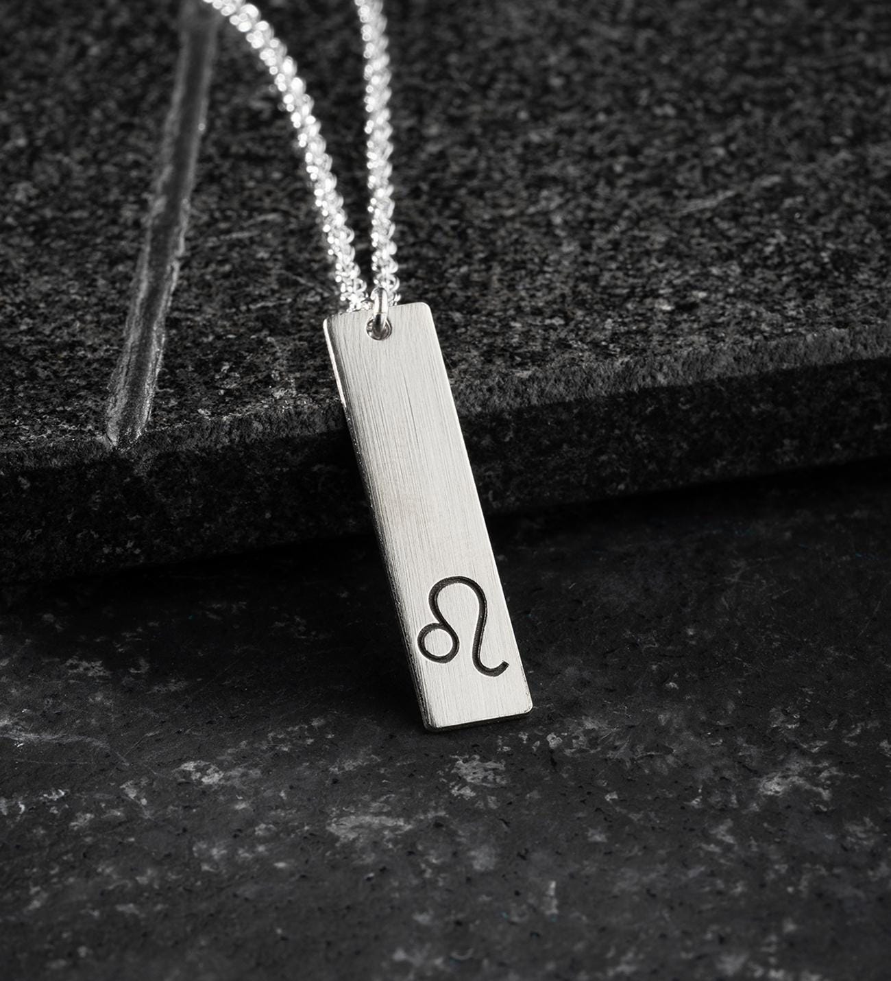 925 Sterling Silber Leo Horoskop Halskette, Leo Anhänger, Astrologie Symbol Schmuck, Sternzeichen Geschenk für Männer und 65 cm Kette