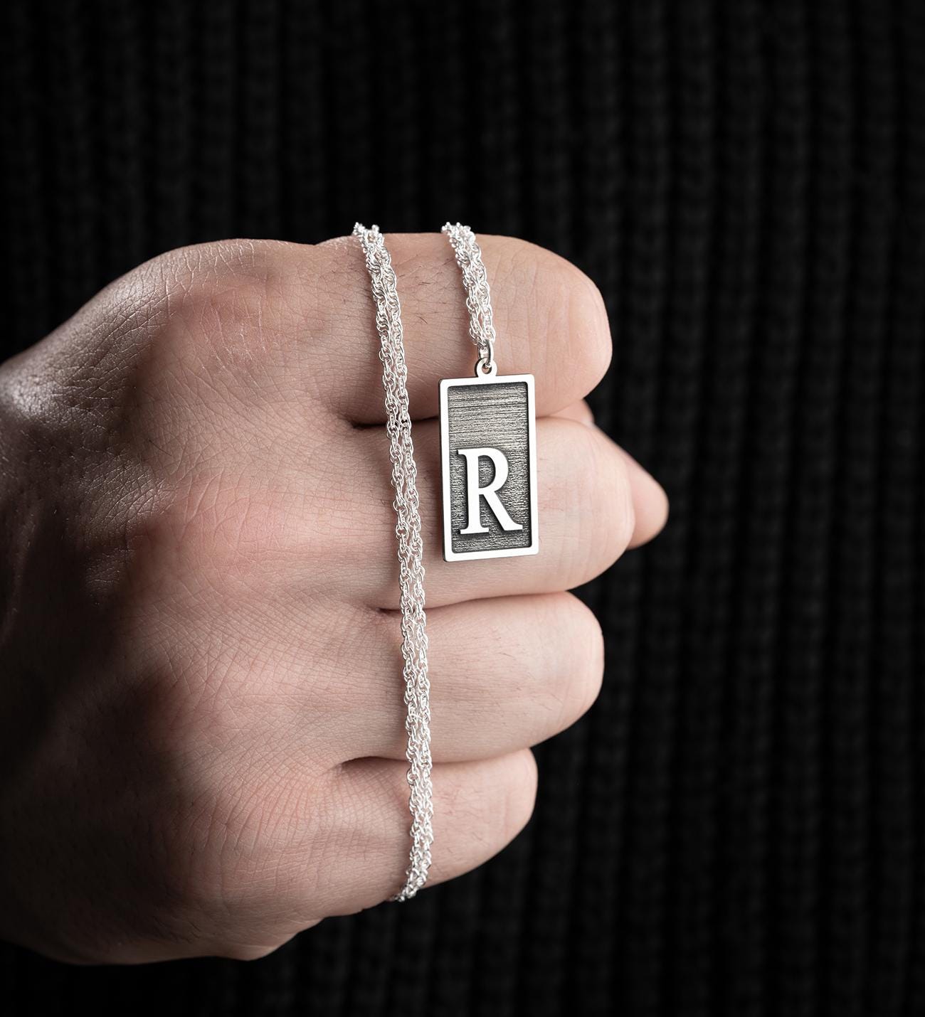 925スターリングシルバー製イニシャル「R」ネックレス（メンズ、特別 