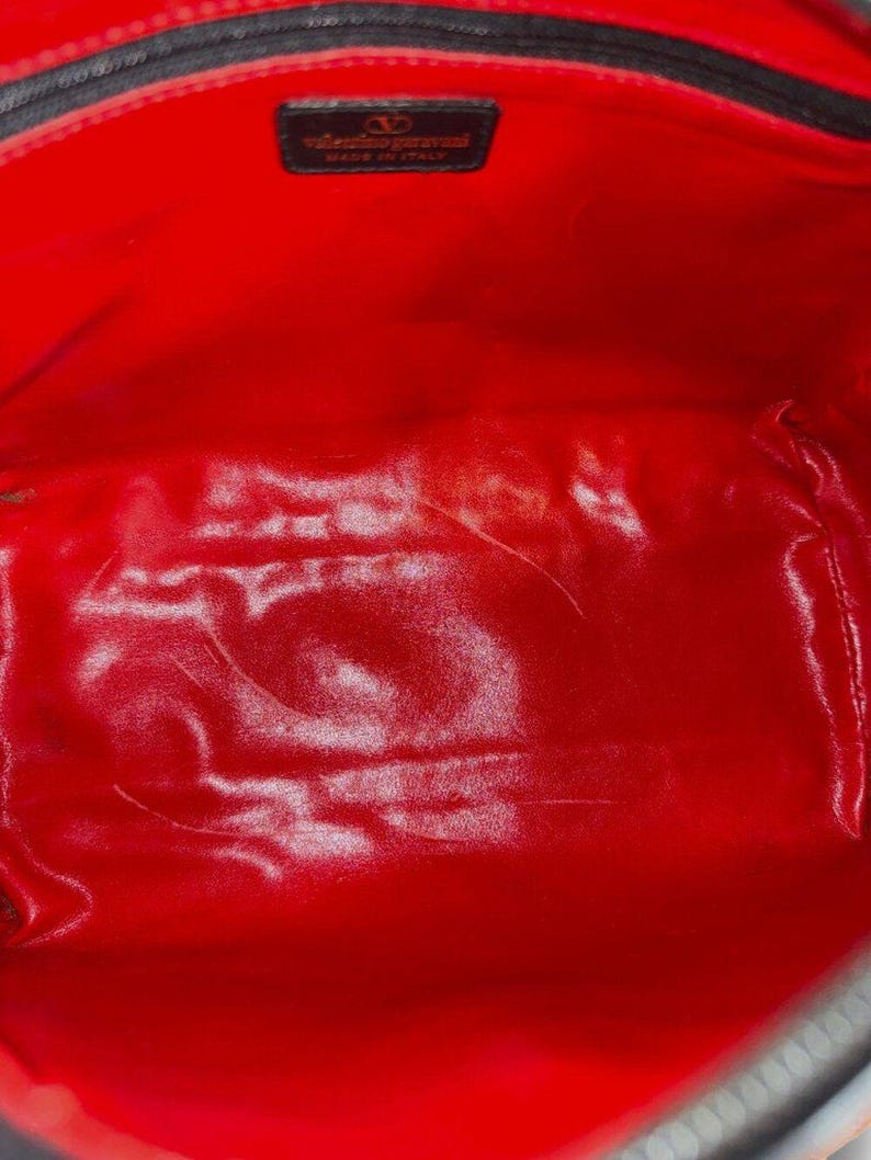 Bolso Valentino Garavani Vintage con logo de pata de gallo y ribete de cuero negro. Certificado de autenticidad. imagen 9