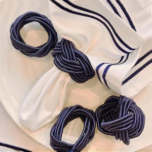 Anelli per tovaglioli blu navy / Porta tovaglioli con nodo in rayon / Anelli per tovaglioli blu scuro / Decorazioni da tavola / Apparecchiatura del posto / Anelli per tovaglioli da matrimonio blu navy
