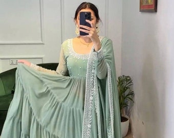 Attractive Designer Green Color Full Flared Anarkali Suit Set, 3 Pc Salwar Kameez Set, Ready to Wear Anarkali Gown Set, Dress For Mehandi