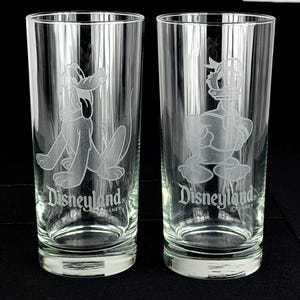 Disney Kalle Anka och Pluto glasmuggar | Mid-Century Supper Club | Retro Disneyland etsad bardisk | Highballglasset