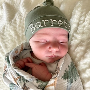 Personalized Hand Embroidered Name Knotted Hat for Babies | Custom Newborn Cap, baby girl boy gift 0-6 months