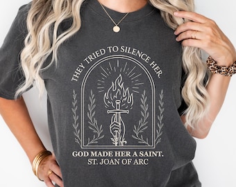 Camiseta de Juana de Arco, Camiseta católica para mujer, Camiseta de empoderamiento femenino, Camiseta de santa católica, Día de Todos los Santos, Regalo católico para ella