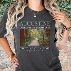 Camiseta com citação de Santo Agostinho e cores confortáveis: camiseta de fé católica