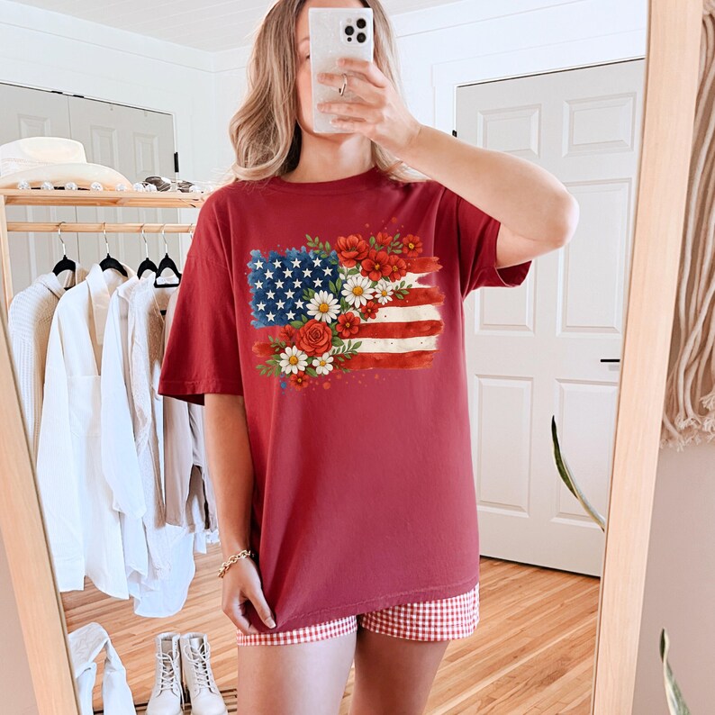 Floral USA Comfort Colors® T-Shirt, Patriotic American Flag Tee, Vintage USA Shirt Chili