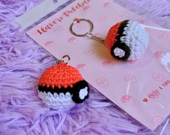Llavero Amigurumi de Pokeball Crochet Hecho a Mano Pokémon - By GeekingStudio