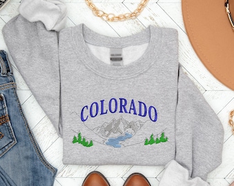 Sudadera bordada de Colorado, sudadera con capucha para senderismo, sudadera de montaña, camiseta de camping, camiseta de regalo para amantes de la naturaleza y la montaña