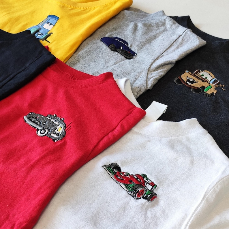 Sudadera bordada de Rayo McQueen, sudadera de cuello redondo para niños pequeños de la película Cars, camiseta de cumpleaños para niño imagen 5