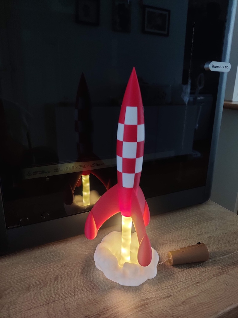 Fusée lumineuse imprimée en 3D image 6