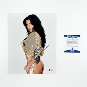 Christa Campbell 8x10 Inch Photo Signed Autographed Authentic Beckett COA