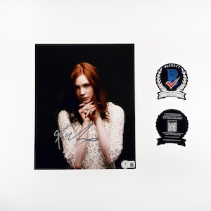 Karen Gillan 8x10 Inch Photo Signed Autographed Authentic Beckett BAS