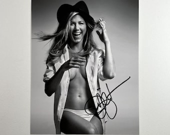 Jennifer Aniston 8x10 Inch Photo Signed Autographed Authentic COA