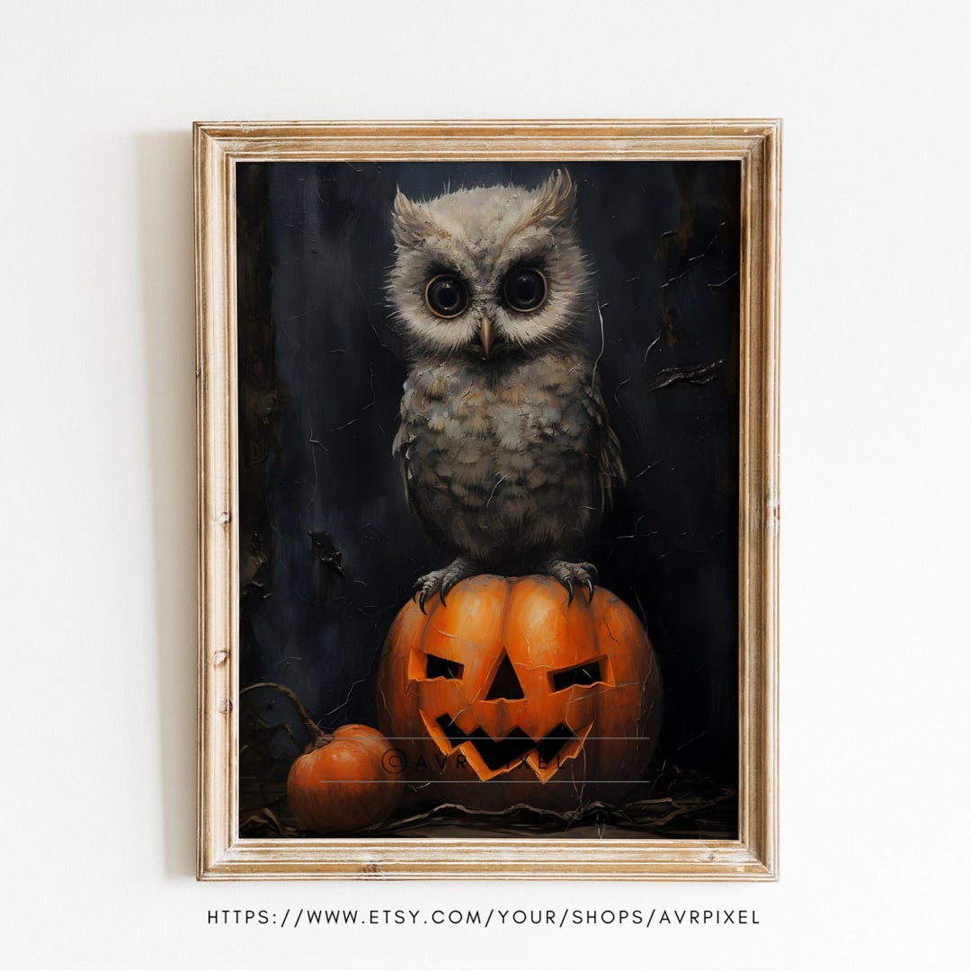 Whimsical Halloween Owl Print: Vintage Pumpkin Decor