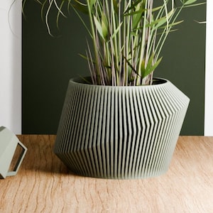 3D Textured Wood Planter with Customizable Size & Color! Comes with Drainage and Saucer | Printed Modern Pottery URBAN Designed Flower Pot