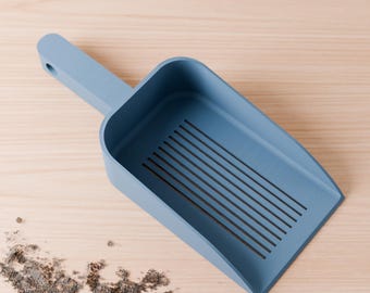 Soil Scoop Shovel: Bioplastic & Wood Fiber - Modern Gardening Tool