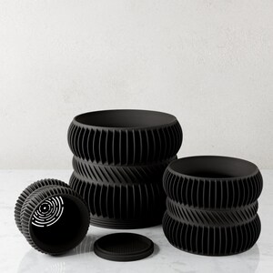Ribbed Planter