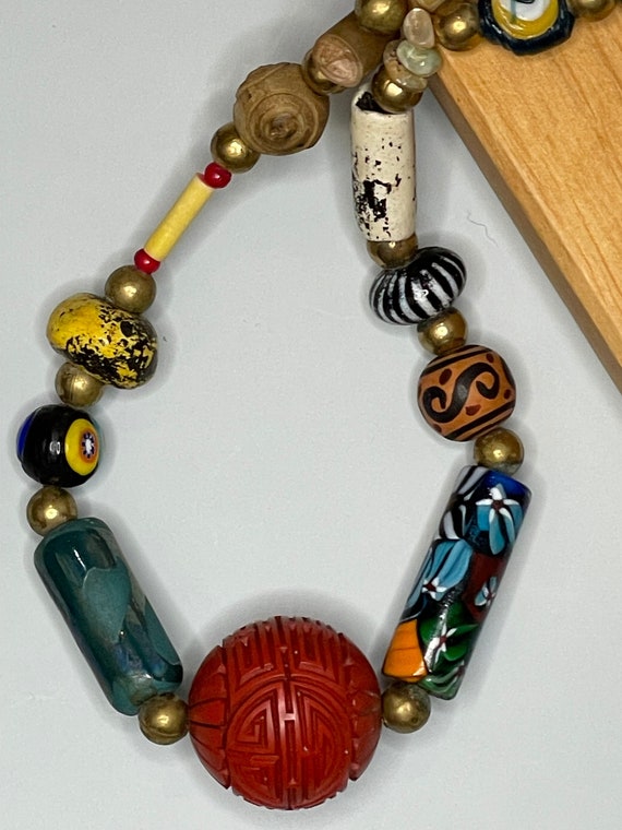 Fun Glass and Mixed Bead Vintage Necklace