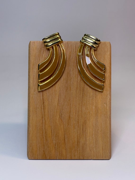 Vintage Gold-tone and Enamel Earrings - image 6